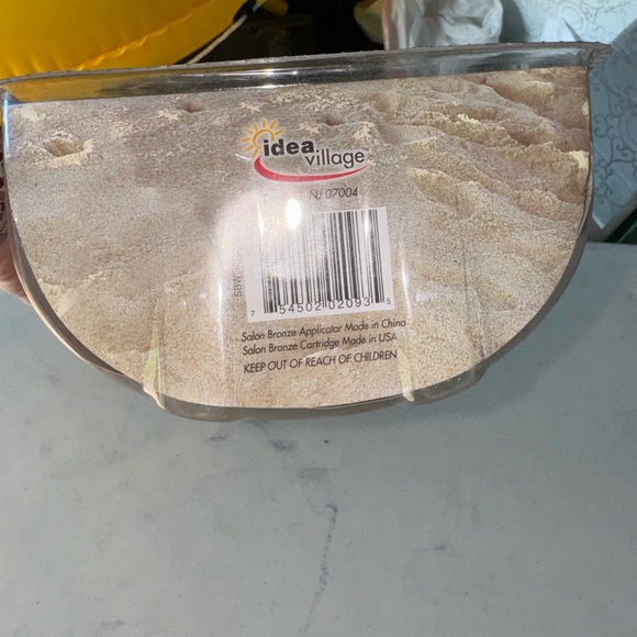 New Salon Bronze Airbrush Tanning Kit With Spray Gun - Picture 4 of 4